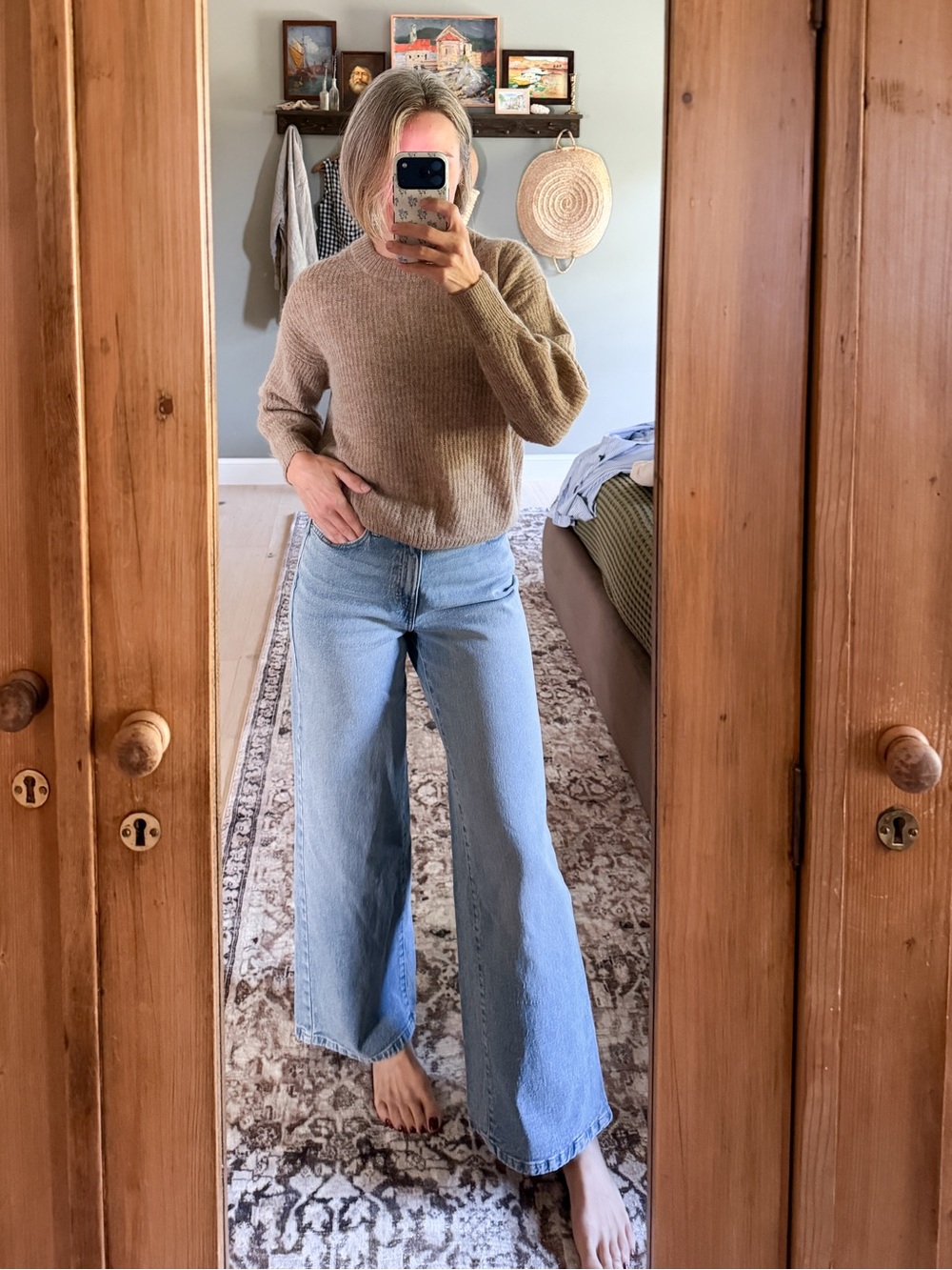 Time and Tru High Rise Wide Leg Light Wash Jeans Size 6 NWOT
